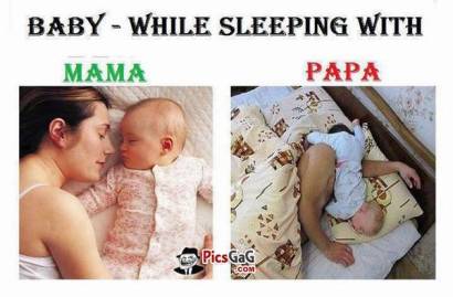 Baby-While-Sleeping-With-Papa-And-Mama-Funny-Picture